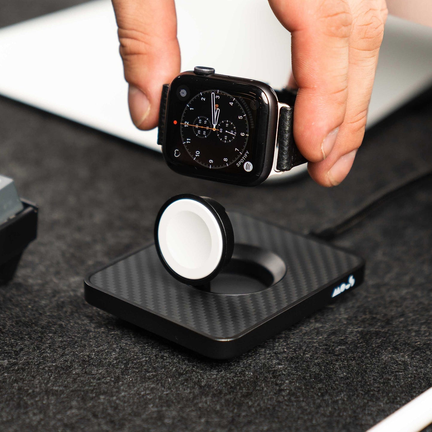 Aramid Fibre Wireless Apple Watch® Charger - US 7472