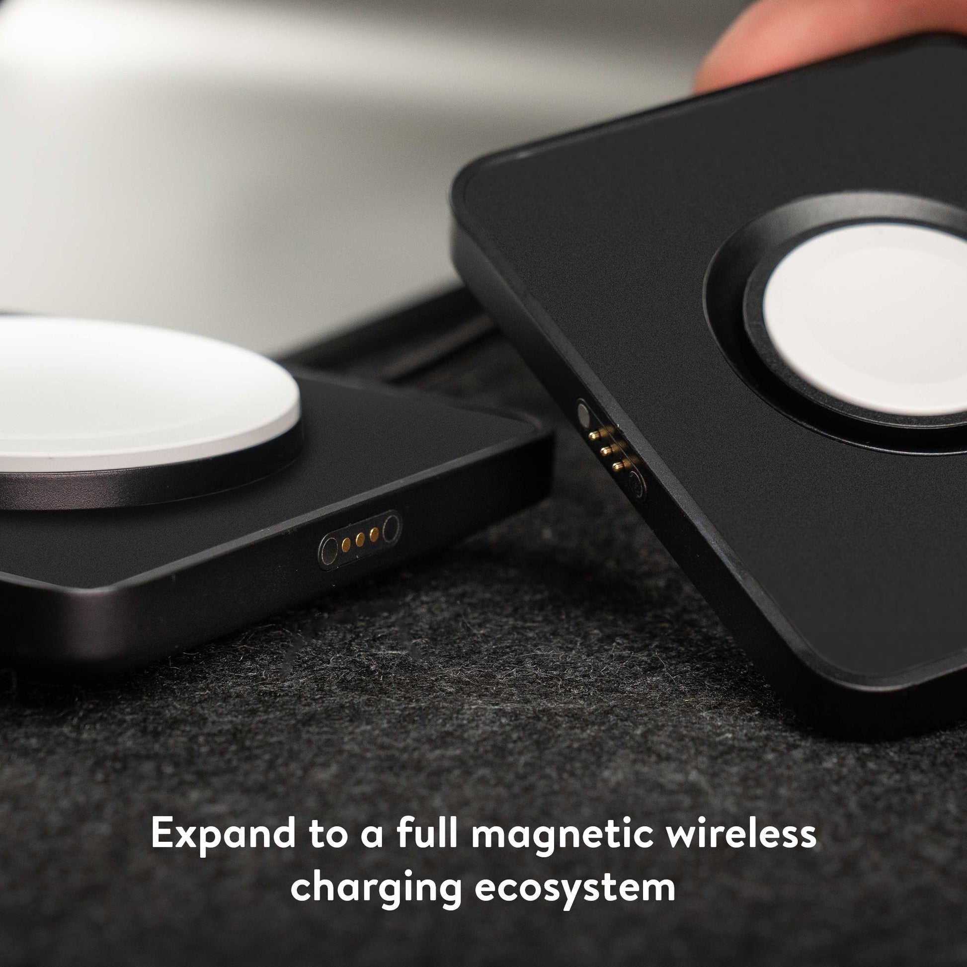 Matte Black Wireless Apple Watch® Charger - US 8380