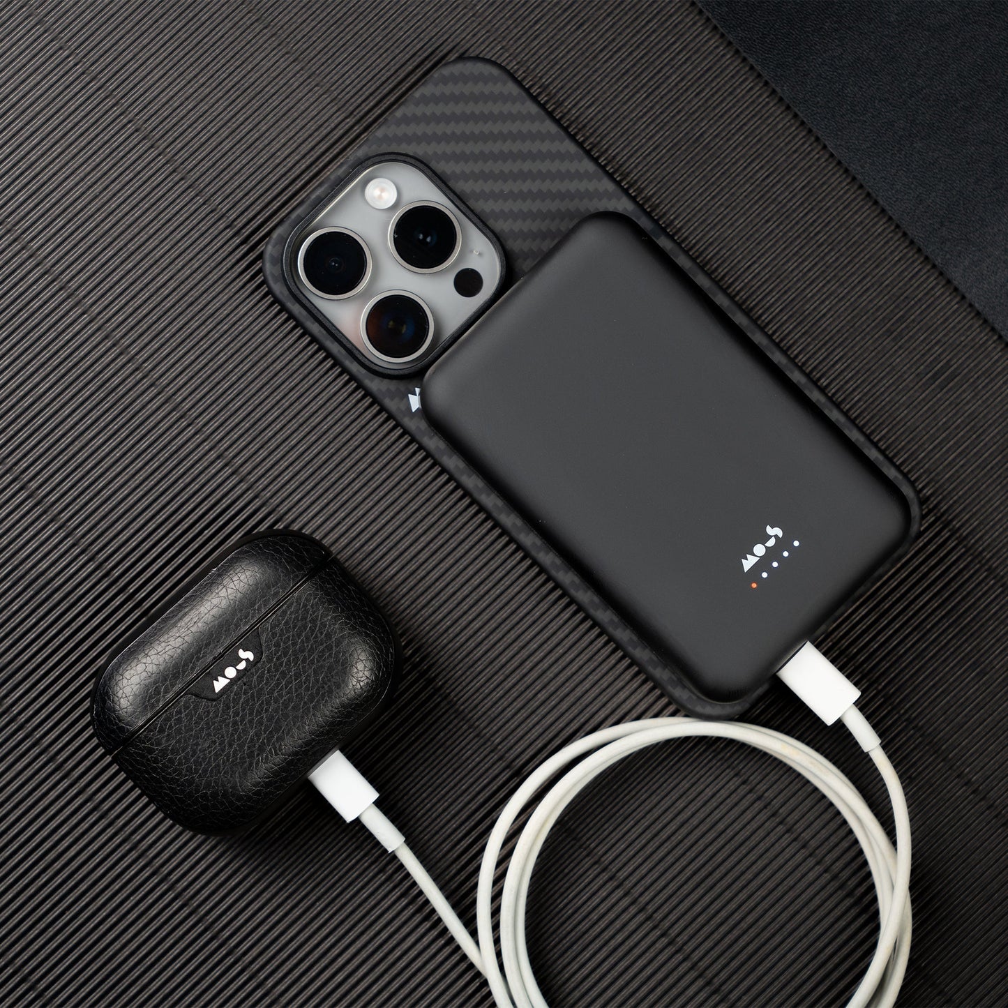 MagSafe® Compatible Wireless Power Bank - US 7409