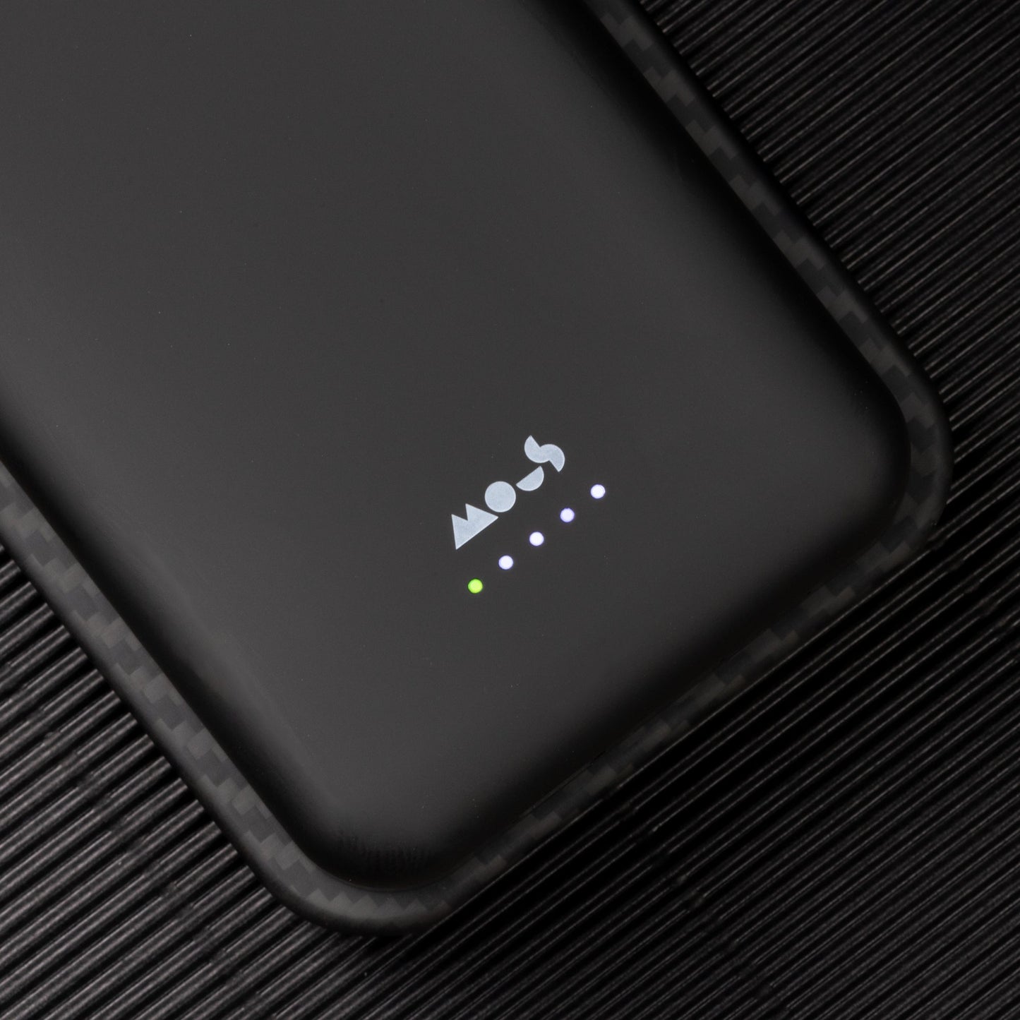 MagSafe® Compatible Wireless Power Bank - US 7409