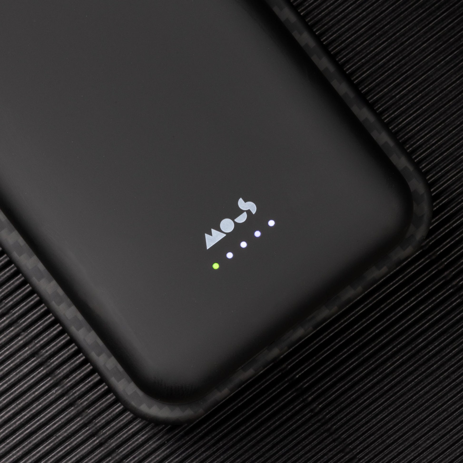 MagSafe® Compatible Wireless Power Bank - US 7409