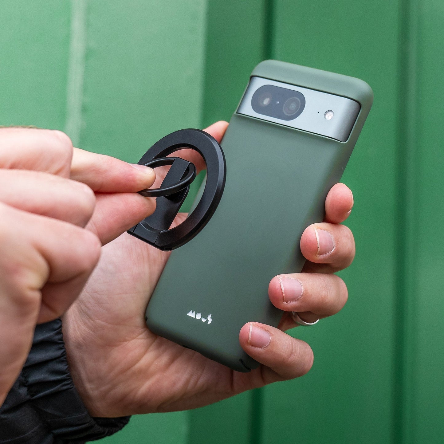Magnetic Phone Ring and Stand - US 3841